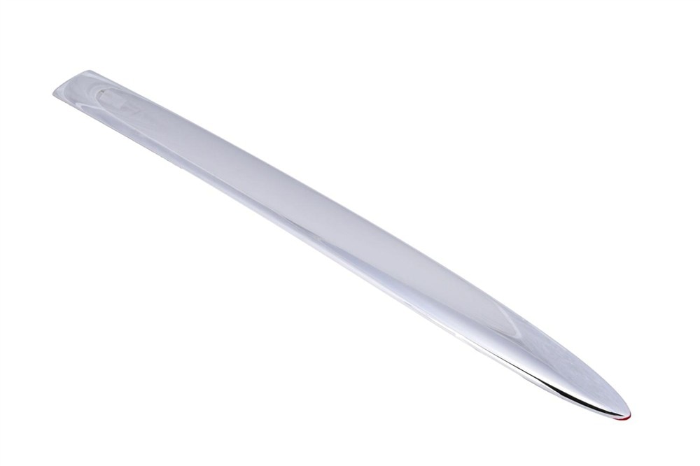 GM Genuine Parts Bright Chrome Rear Side Door Molding