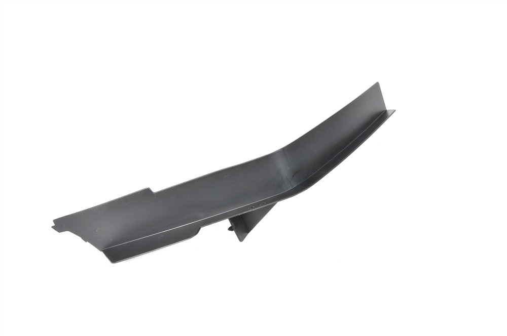 GM Genuine Parts Passenger Side Front Bumper Filler