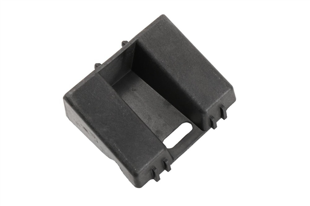 GM Genuine Parts Front Grille Support Bracket