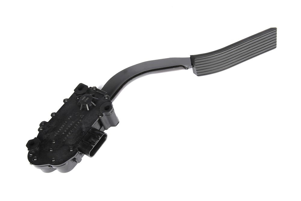 GM Genuine Parts Accelerator Pedal with Bracket and Module