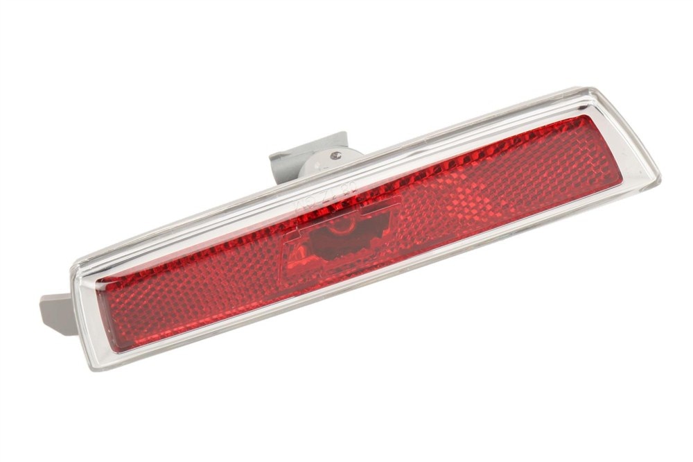GM Genuine Parts Rear Driver Side Marker Lamp