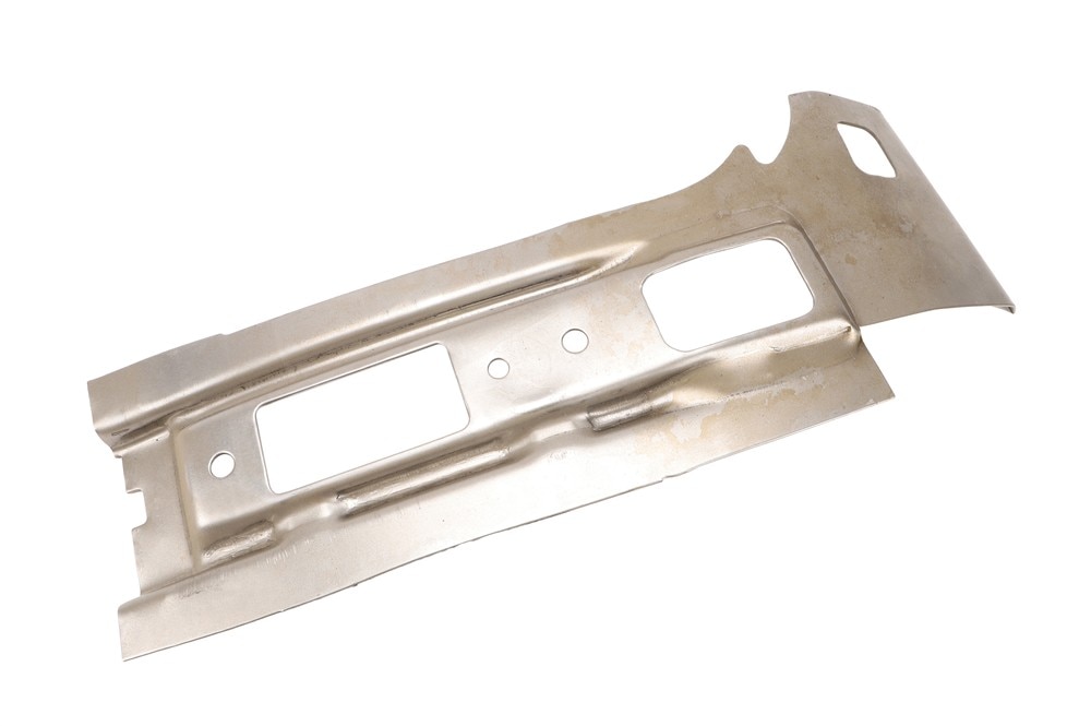 GM Genuine Parts Driver Seat Shoulder Belt Guide Anchor Plate