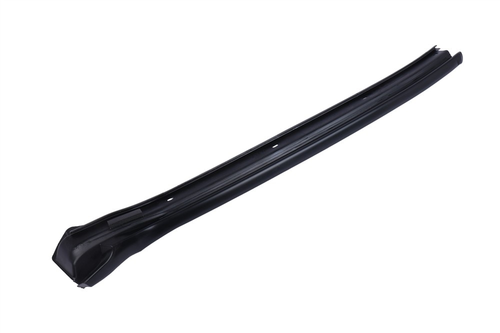 GM Genuine Parts Passenger Side Windshield Molding