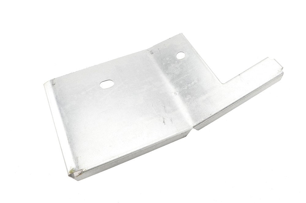 GM Genuine Parts Driver Side Rocker Panel Molding Extension