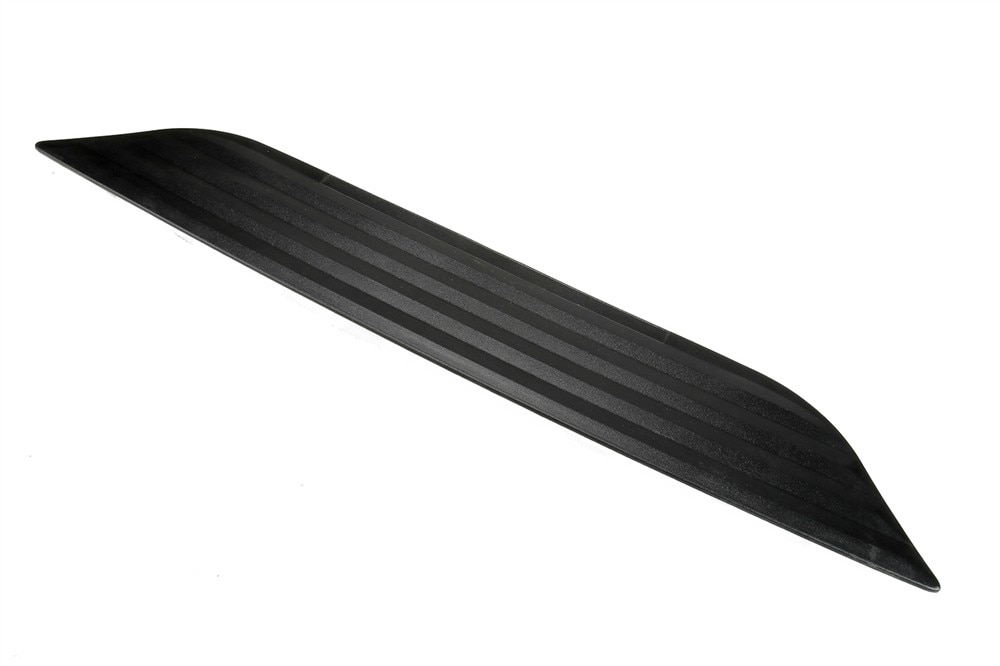 GM Genuine Parts Rear Bumper Step Center Pad