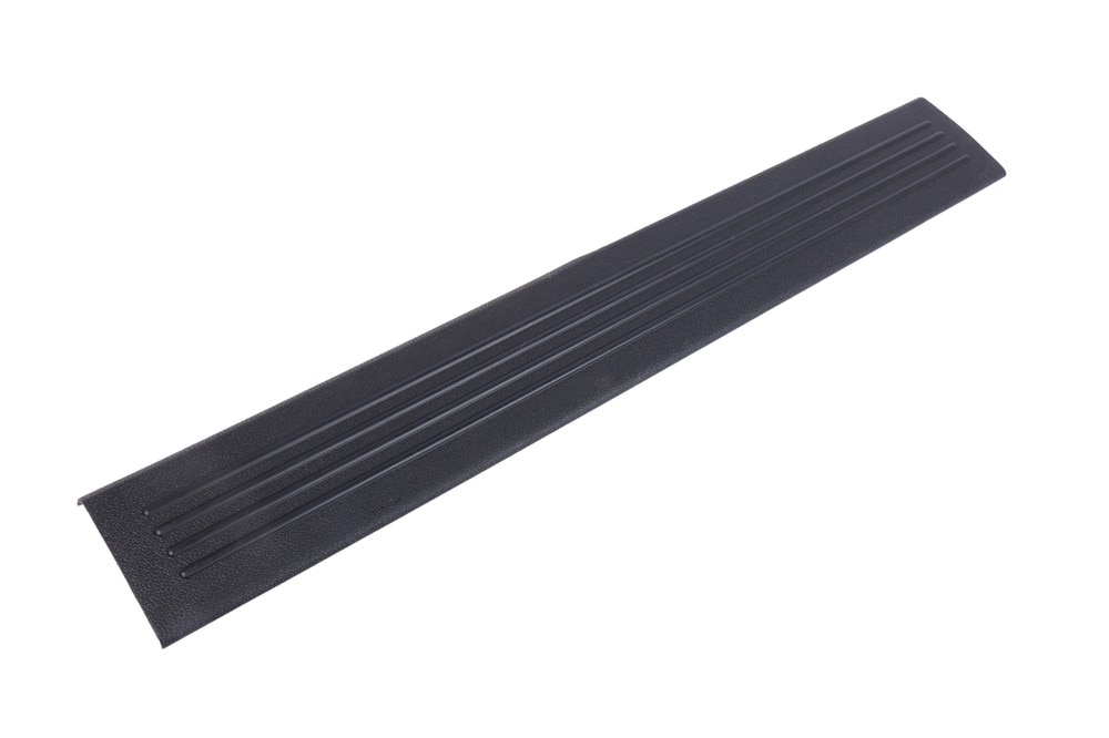 GM Genuine Parts Ebony Front Driver Side Door Sill Trim Plate