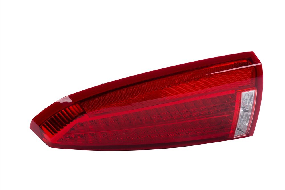 GM Genuine Parts Passenger Side Tail Lamp