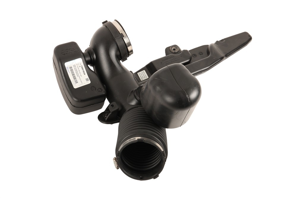 GM Genuine Parts Air Cleaner Outlet Duct