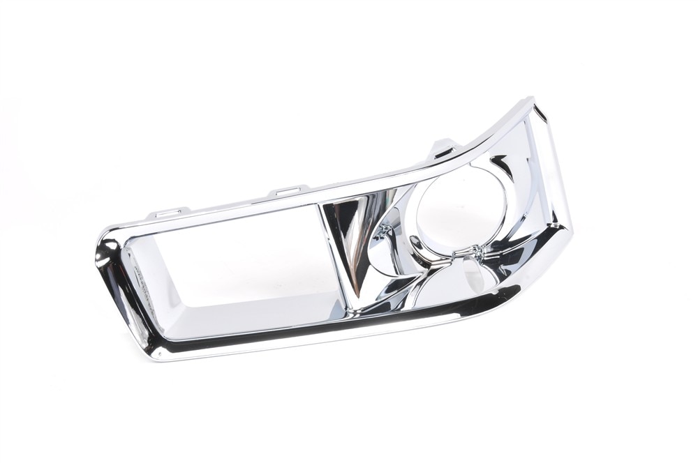 GM Genuine Parts Chrome Front Passenger Side Fog Lamp Bezel