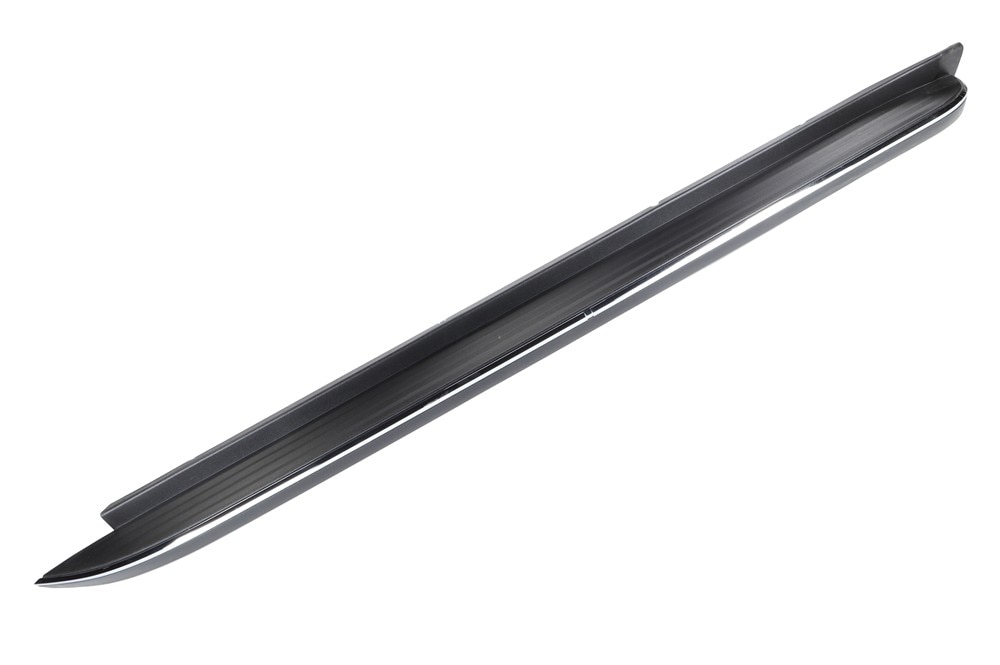 GM Genuine Parts Driver Side Running Board