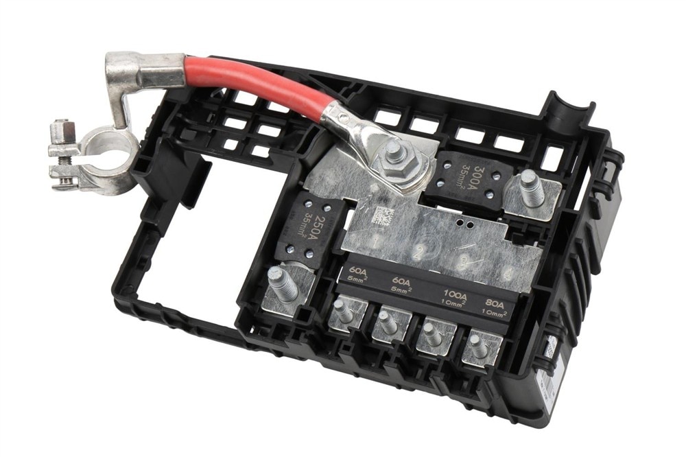 GM Genuine Parts Front Compartment Fuse Block