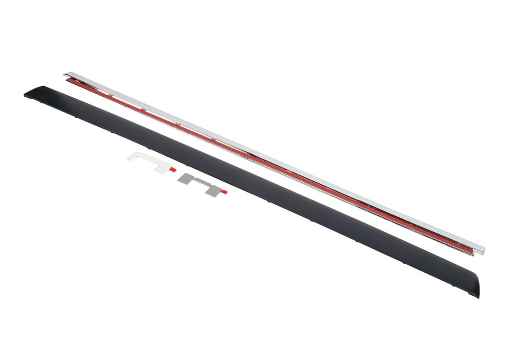 GM Genuine Parts Primed Front Driver Side Door Molding