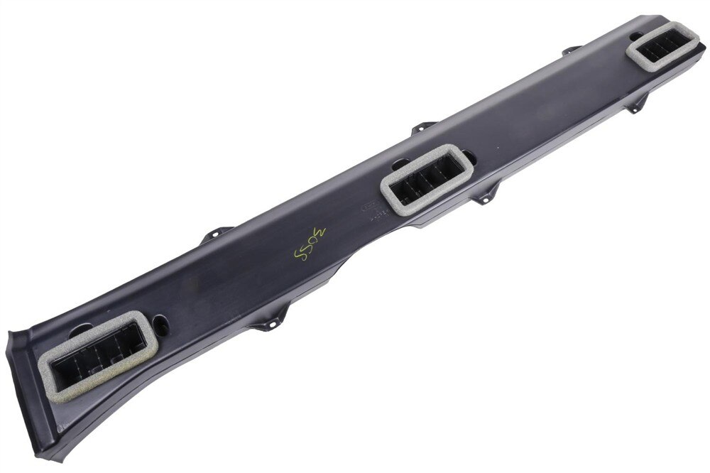 GM Genuine Parts Auxiliary Heater Air Outlet Duct