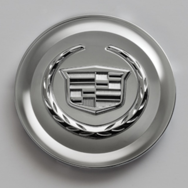 Center Cap in Chrome with Monochrome Cadillac Logo