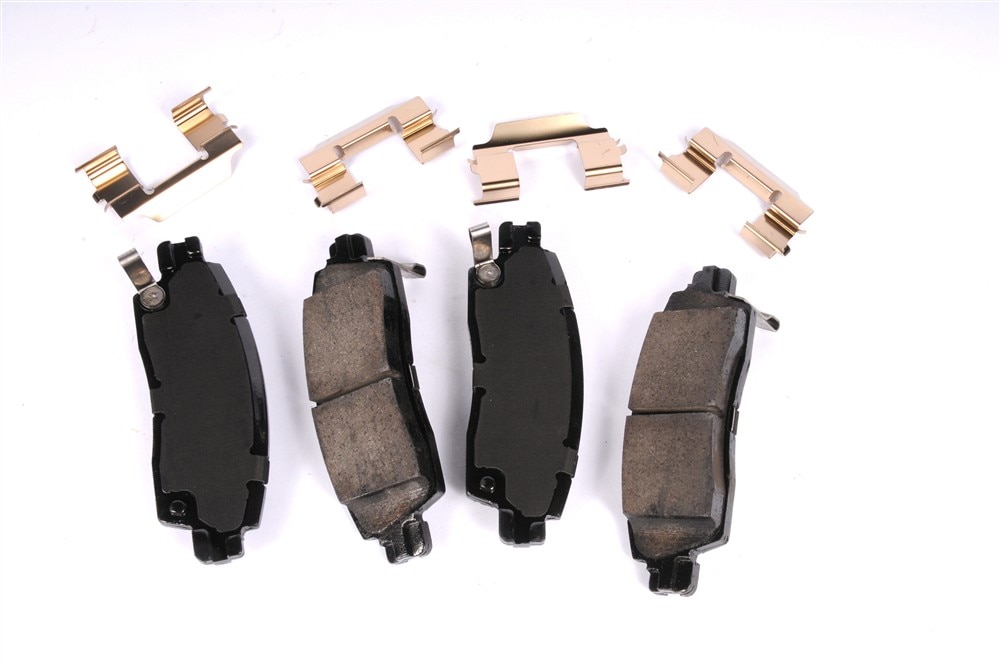 GM Genuine Parts Rear Disc Brake Pad Set with Clips