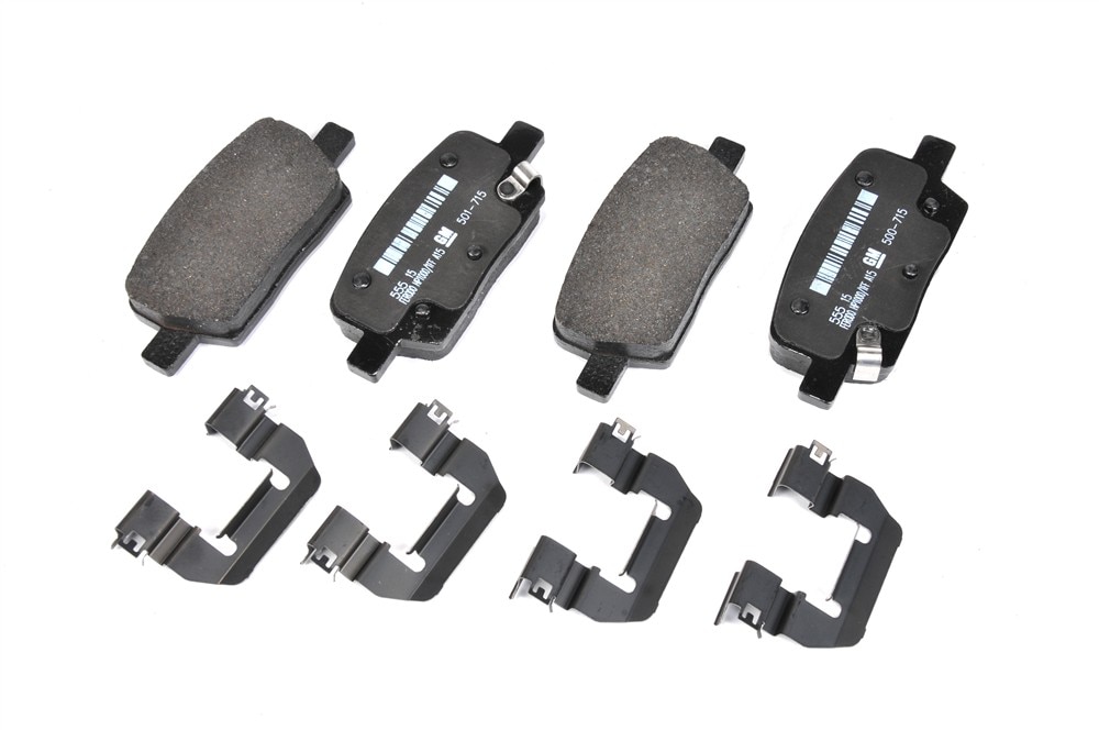 GM Genuine Parts Rear Disc Brake Pad Set with Clips