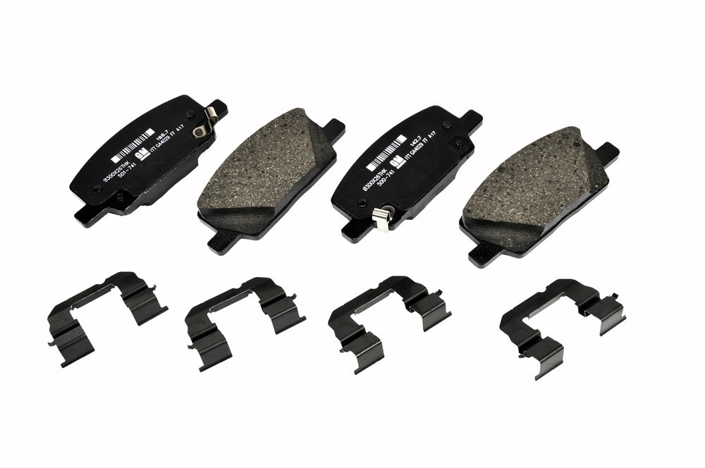 GM Genuine Parts Front Disc Brake Pad Set with Clips