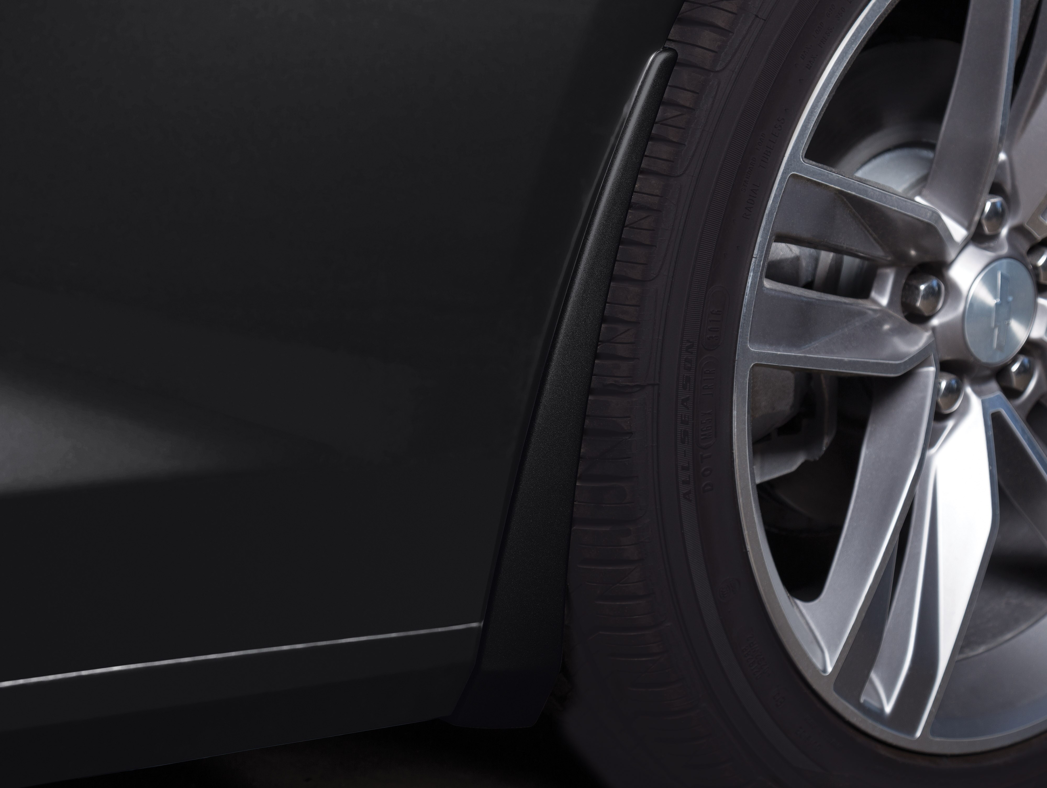 Front Splash Guards in Mosaic Black Metallic