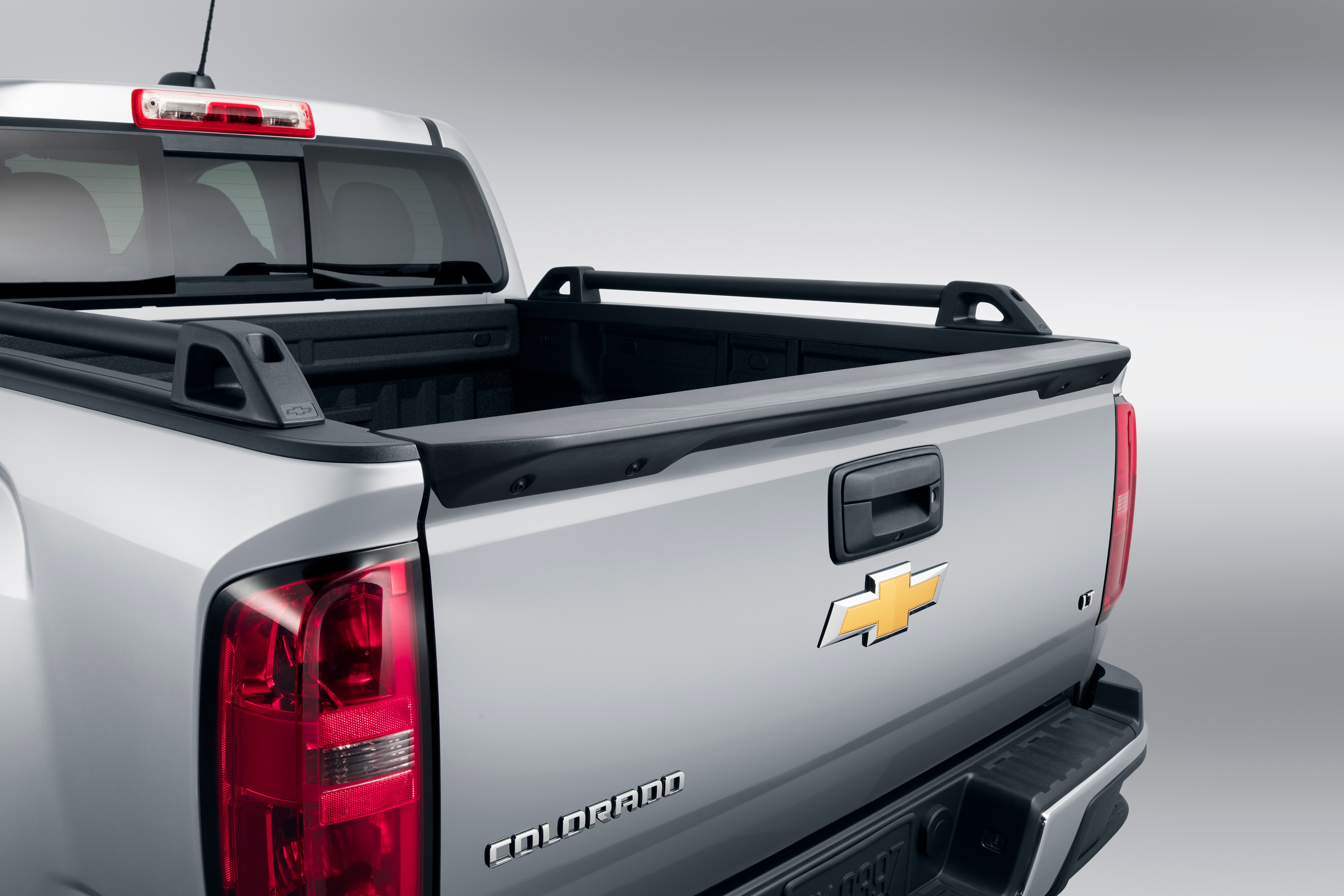 Tailgate Spoiler Kit in Black