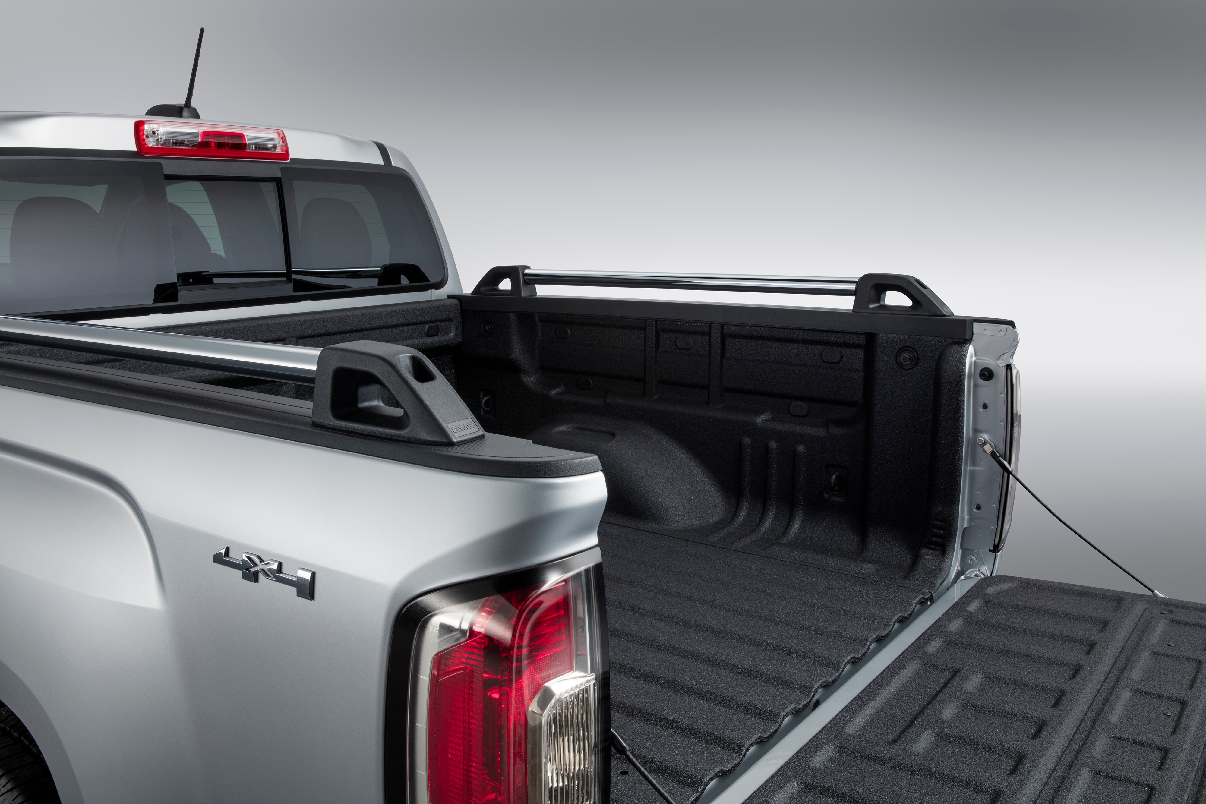 Truck Bed Side Rail in Chrome with Caps, Seal Kit, and Hardware Kit