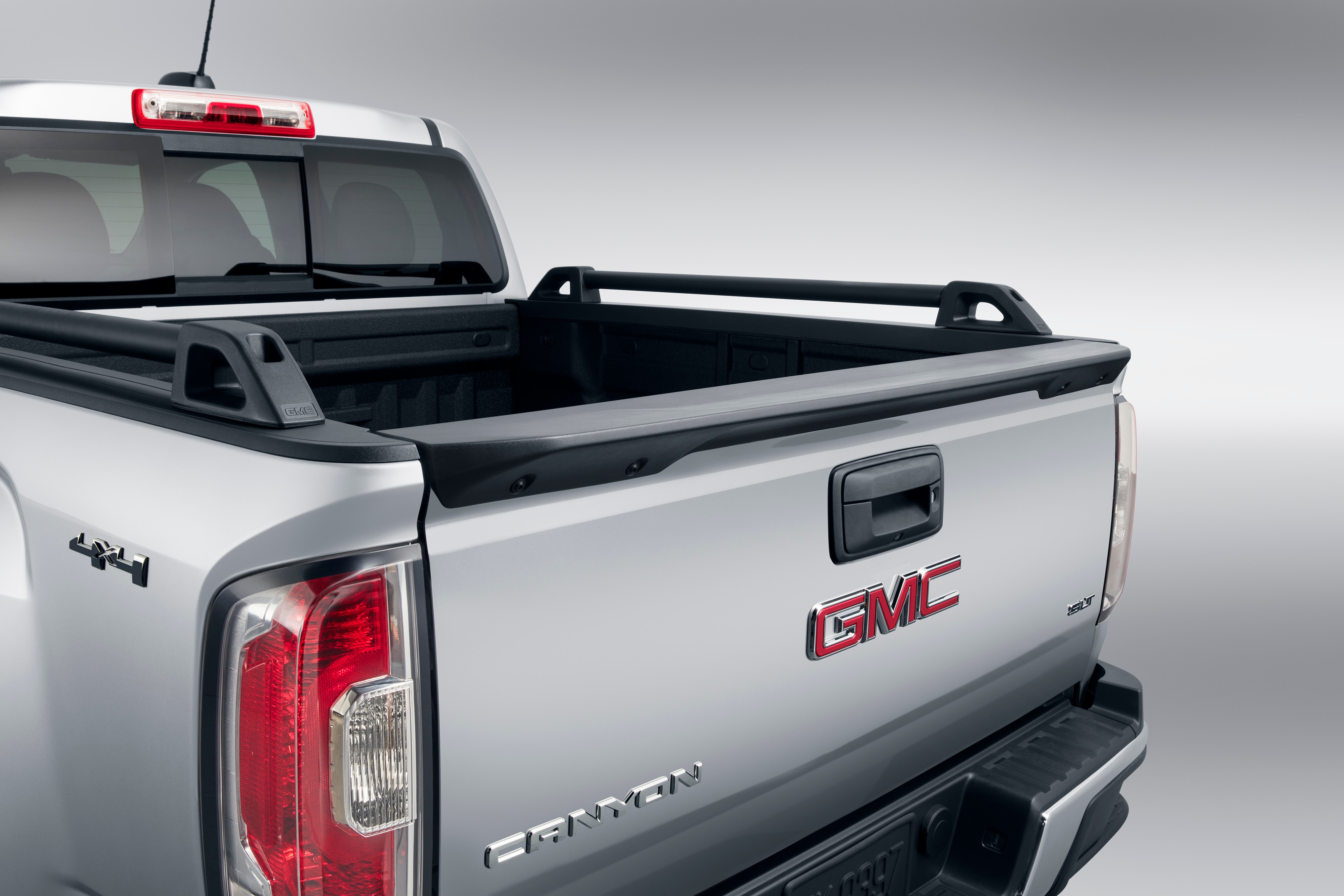 Tailgate Spoiler Kit in Black