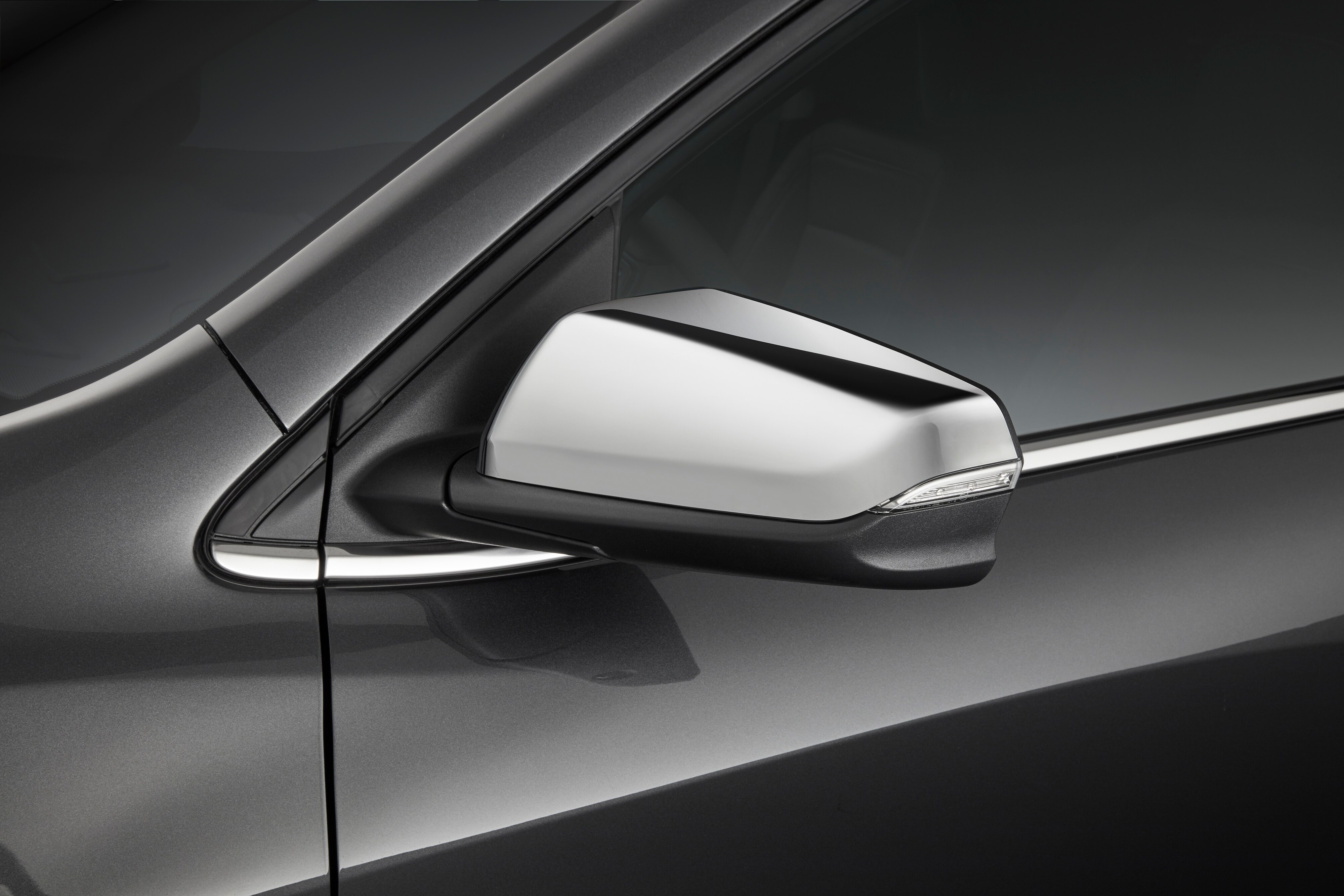 Outside Rearview Mirror Covers in Chrome