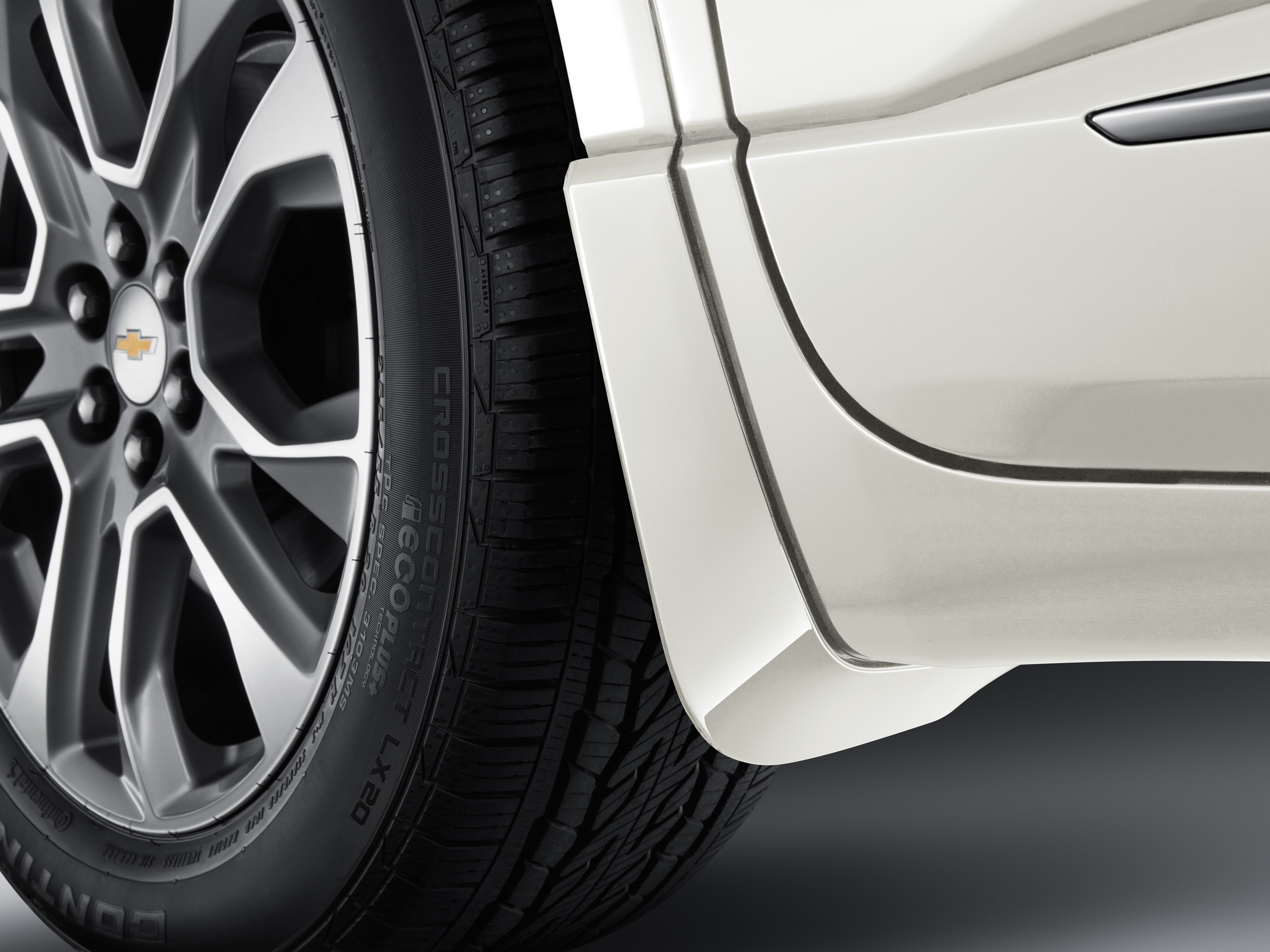 Front Splash Guards in Iridescent Pearl Tricoat