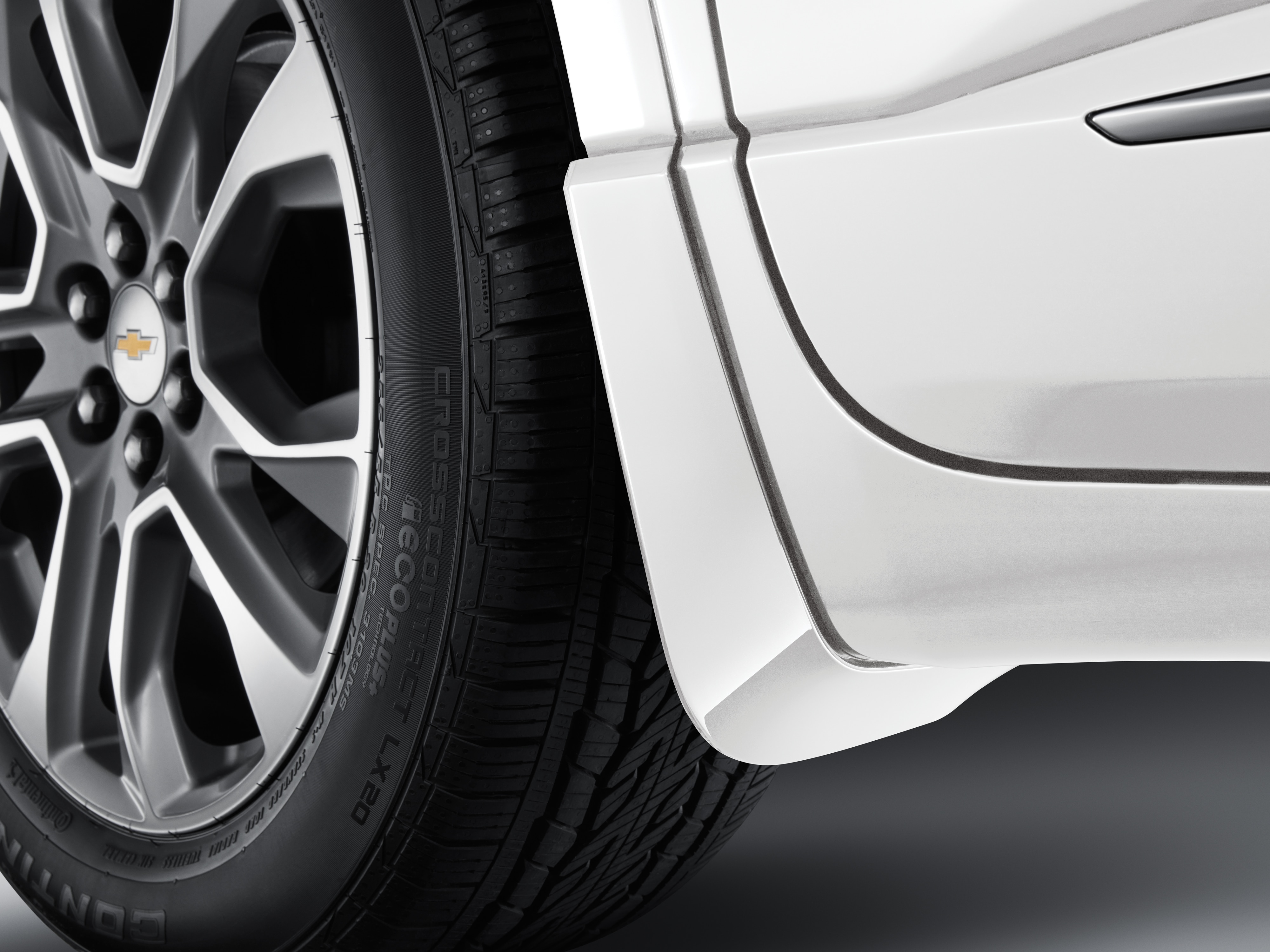Front Splash Guards in Summit White