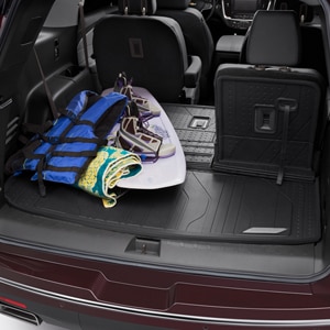 Integrated Cargo Liner in Jet Black with Chevrolet Script (for models with Automatic Folding Seat)
