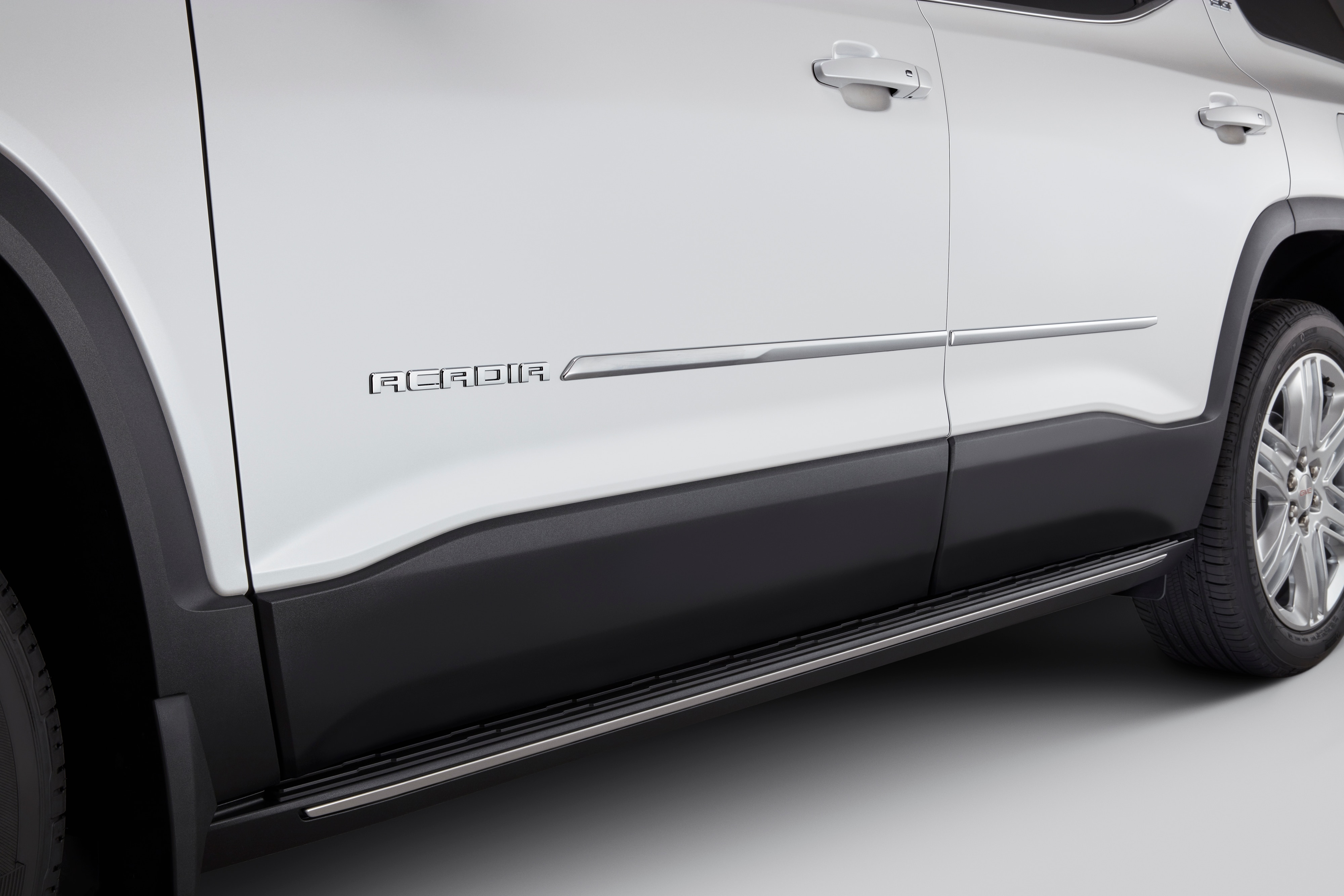 Front and Rear Door Moldings in Chrome