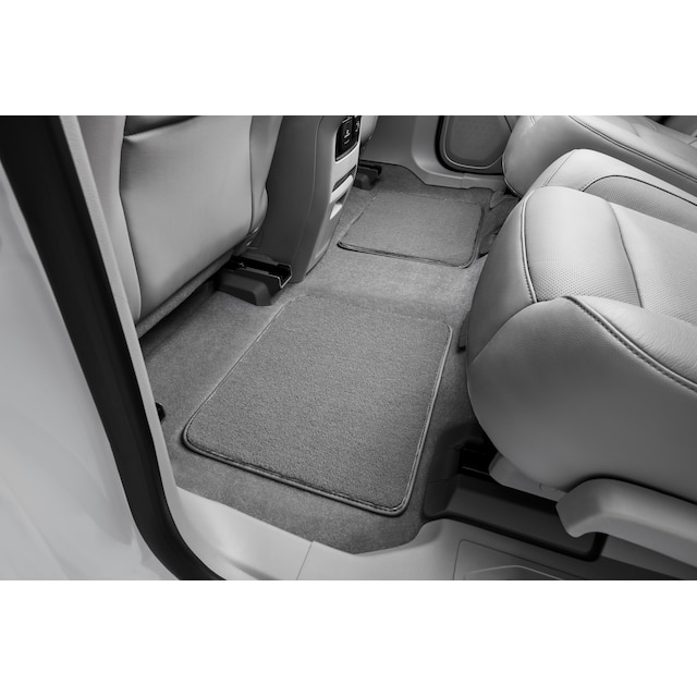 Second-Row Carpeted Floor Mats in Dark Ash Gray