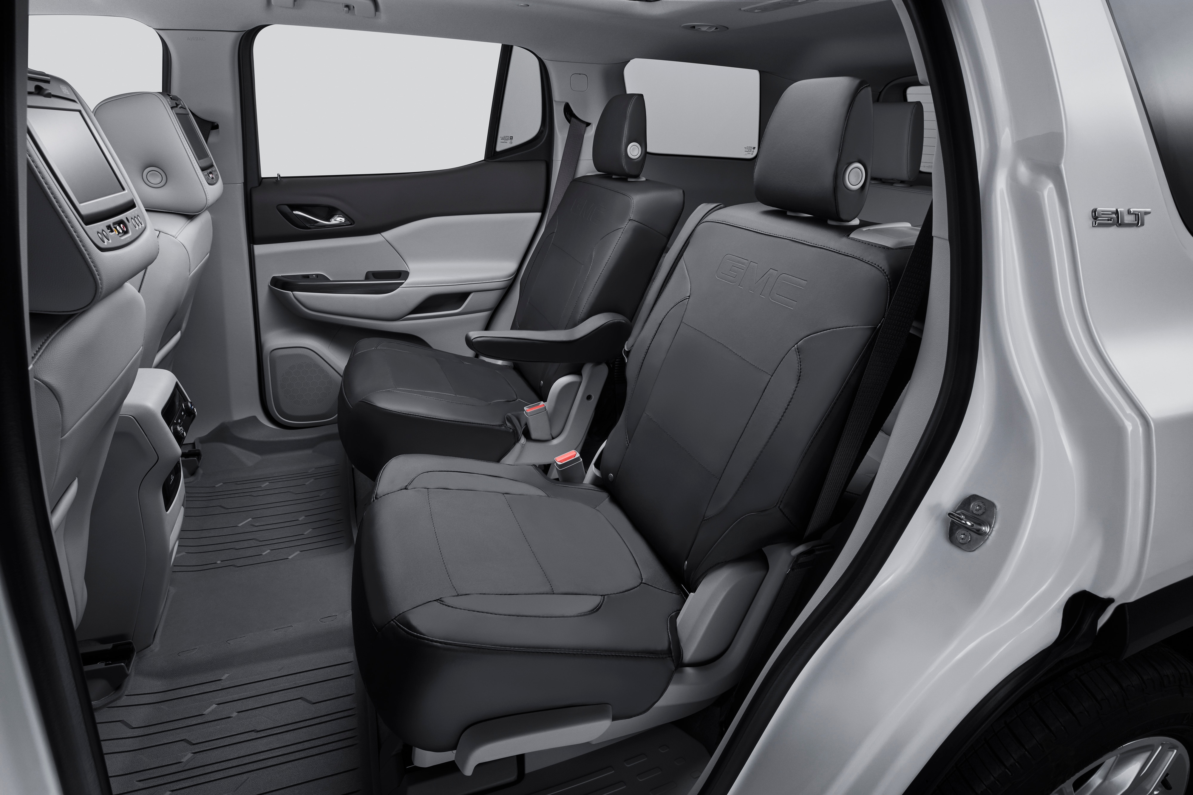 Second-Row Captain's Chairs Seat Cover in Jet Black