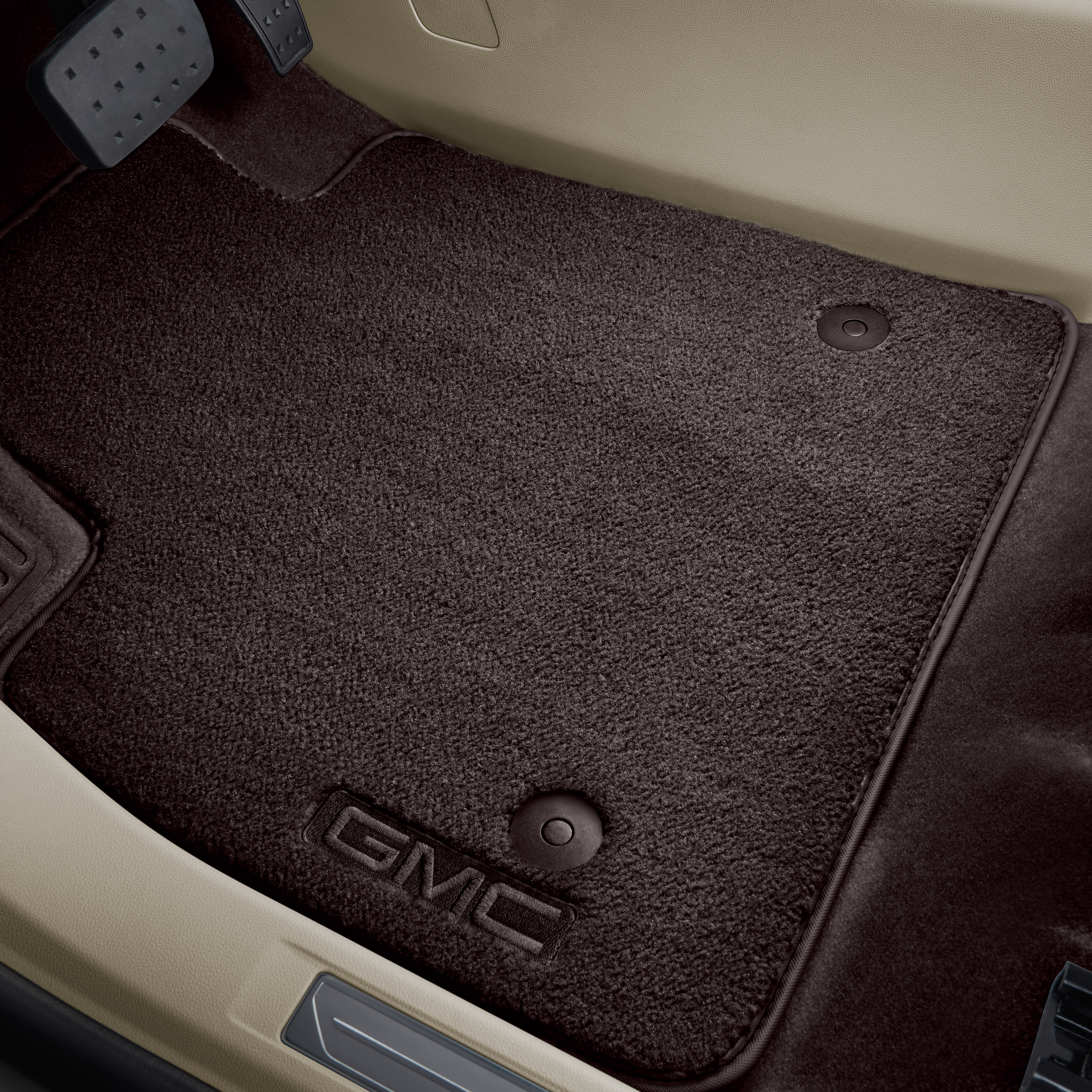 First-Row Premium Carpeted Floor Mats in Cocoa with GMC Logo