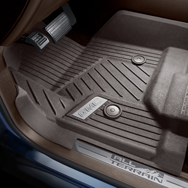 Regular Cab First-Row Premium All-Weather Floor Liners in Cocoa with GMC Logo (for Models with Center Console and Manual 4WD Floor Shifter)