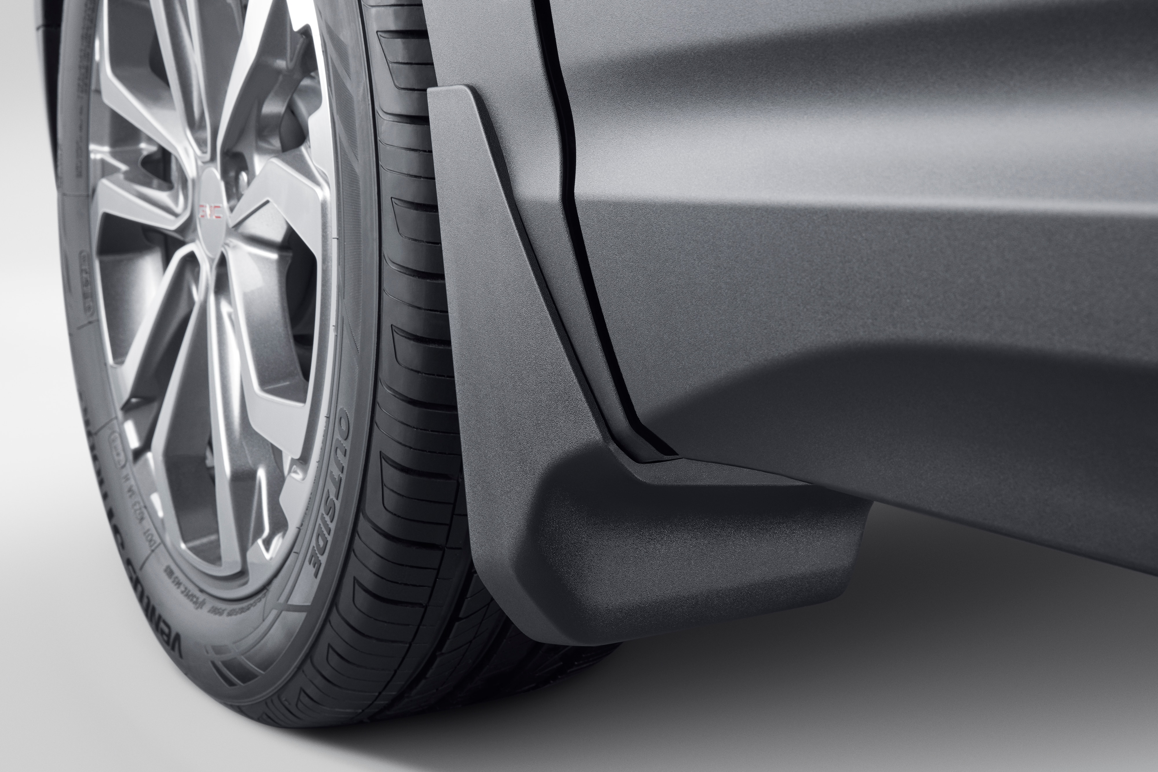 Front Splash Guards in Black