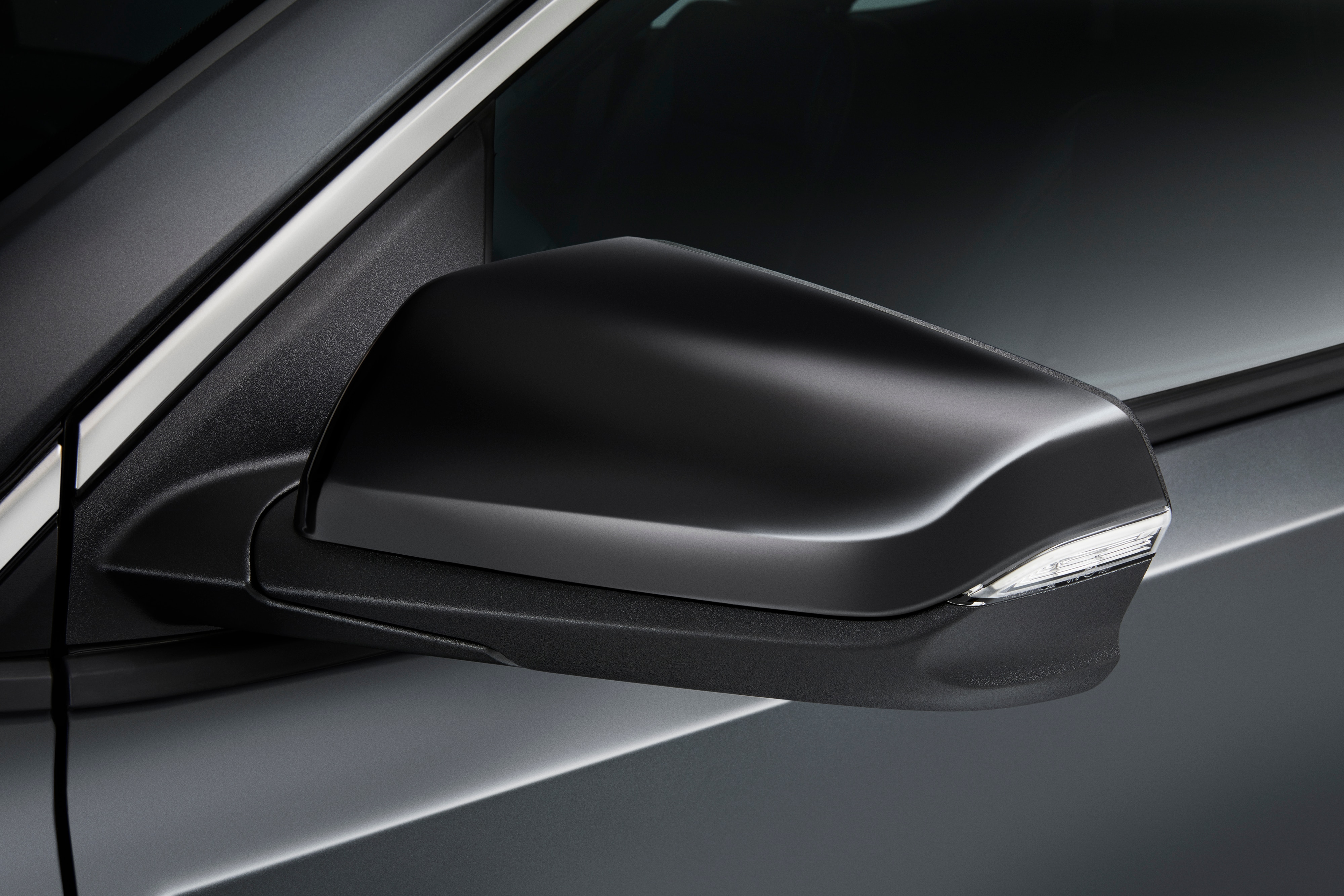 Outside Rearview Mirror Covers in Black
