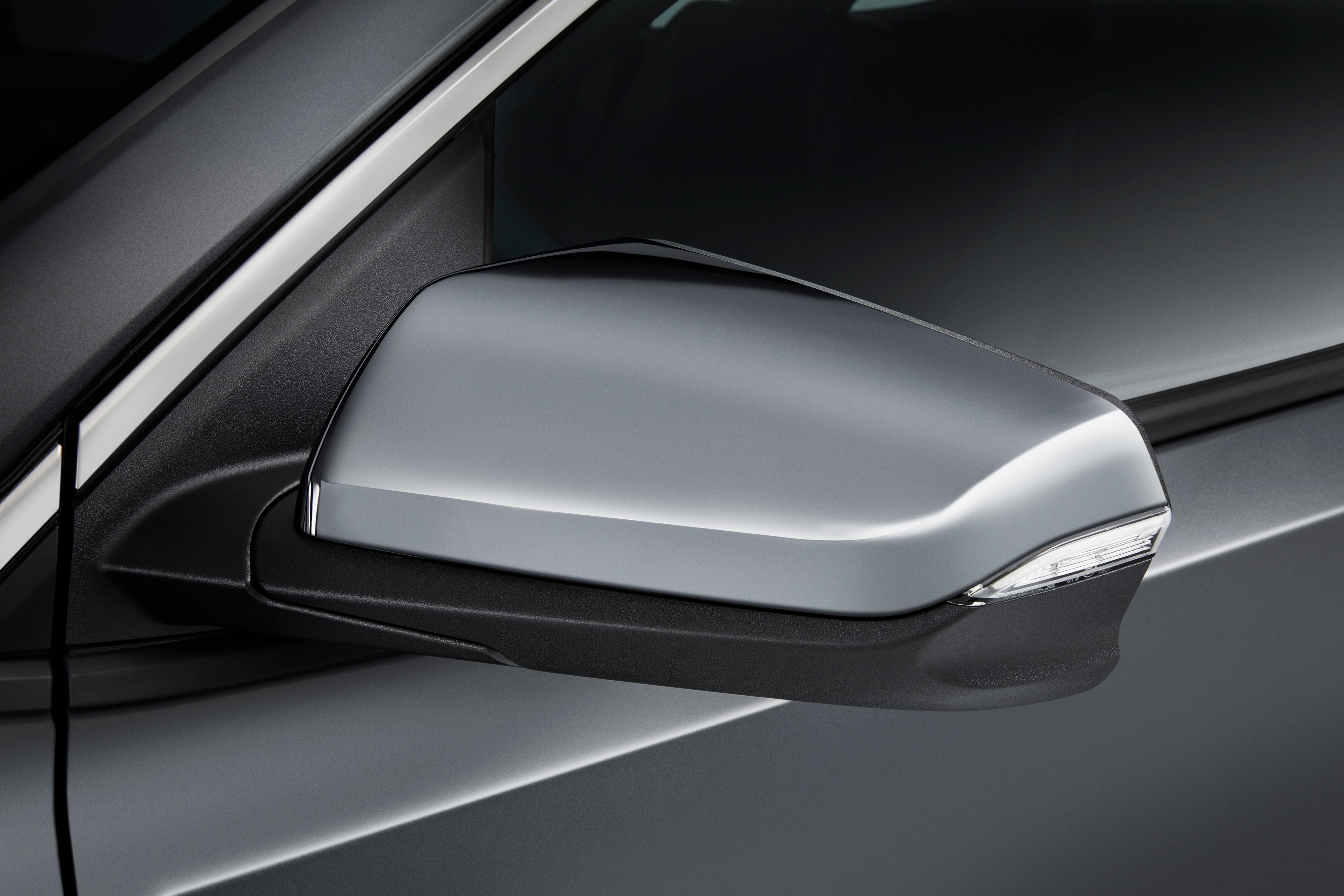 Outside Rearview Mirror Covers in Chrome