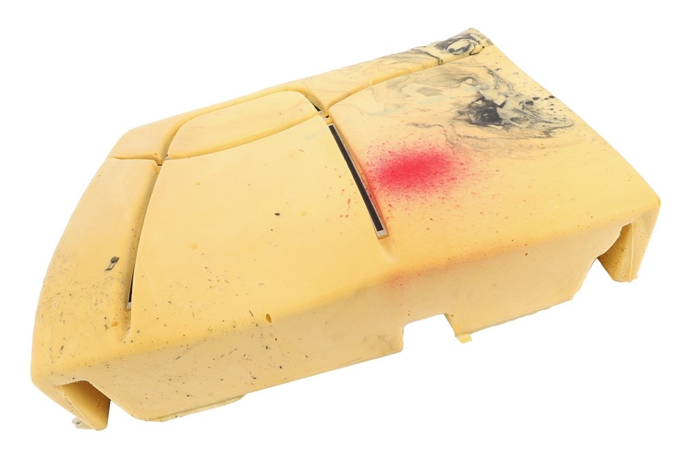 GM Genuine Parts Passenger Side 4th Row Seat Back Pad