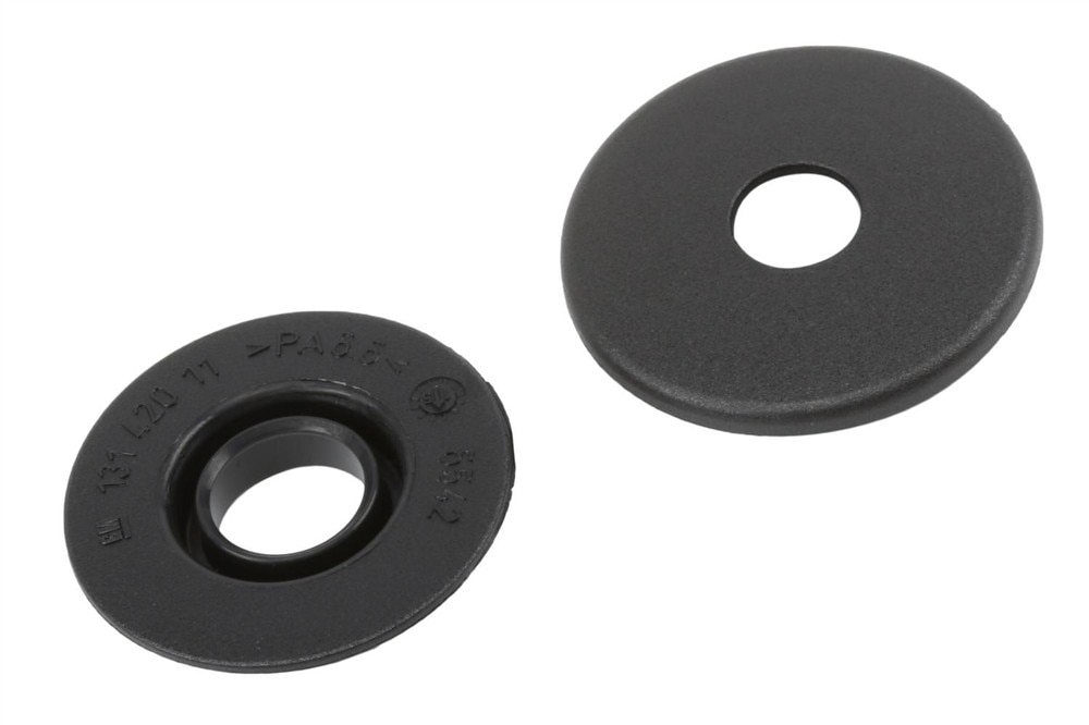 GM Genuine Parts Floor Auxiliary Mat Retainer