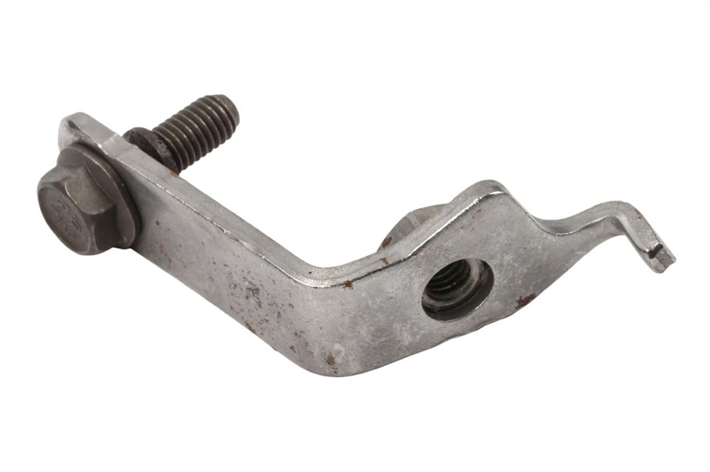 GM Genuine Parts Rear Driver Side Brake Pipe Clip Bracket