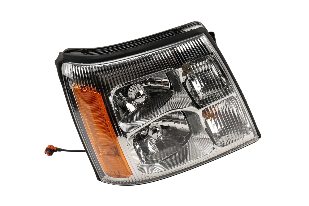 GM Genuine Parts Passenger Side Headlamp