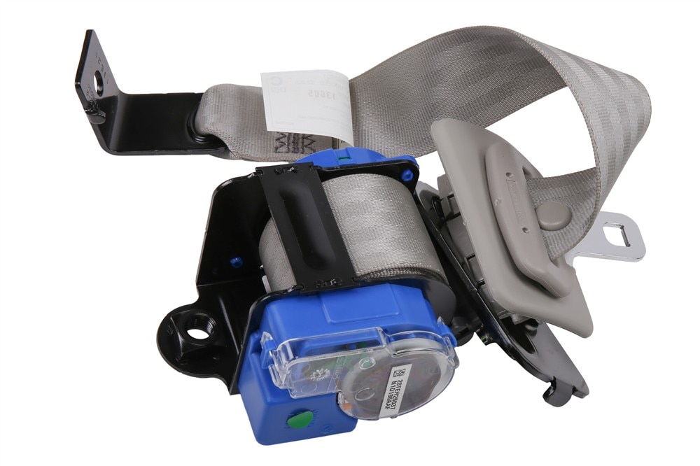 GM Genuine Parts Titanium Rear Center Seat Belt with Retractor
