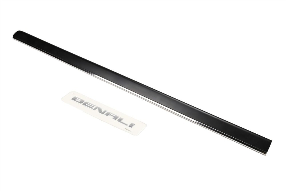 GM Genuine Parts Primed Passenger Side Front Door Center Molding