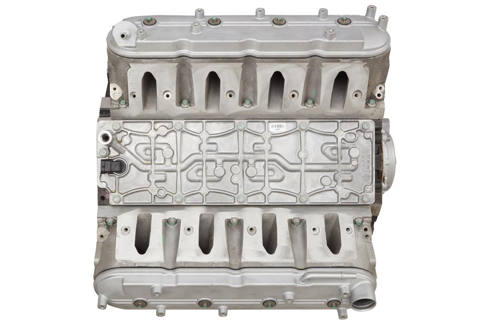 GMC GM Genuine Parts 5.3L 8-Cylinder Engine Assembly