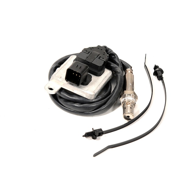 GM Genuine Parts Nitrogen Oxide Sensor with Clips