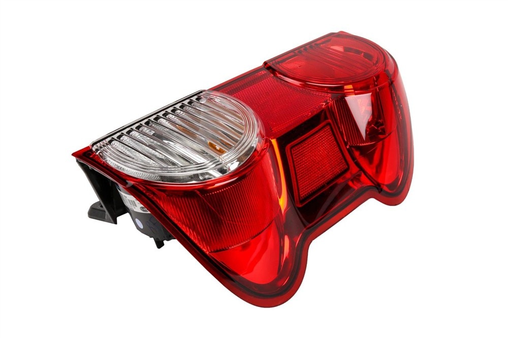 GM Genuine Parts Passenger Side Tail Lamp