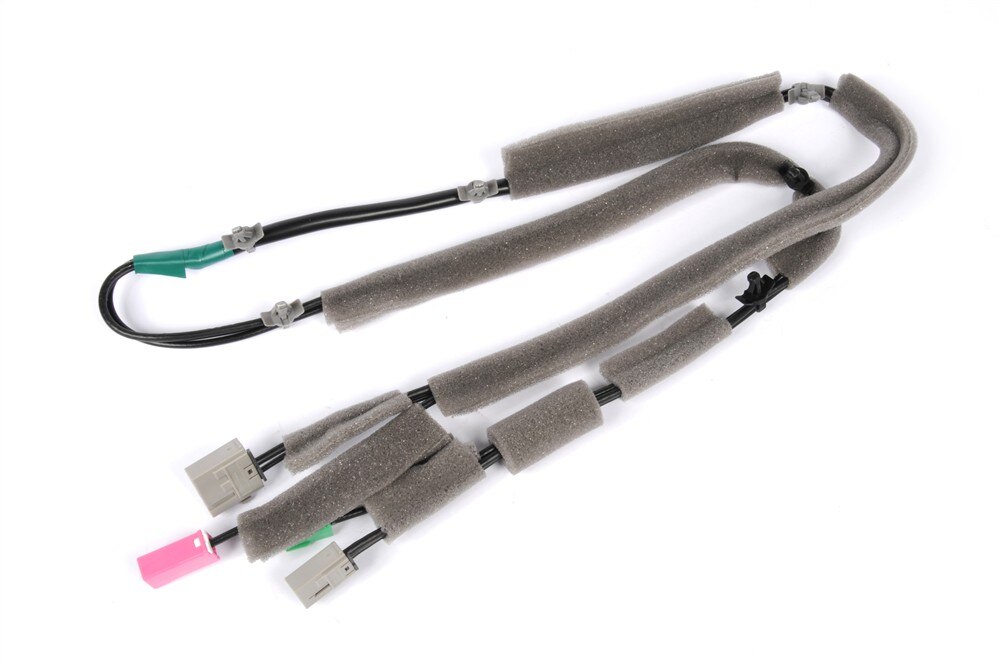GM Genuine Parts Digital Radio, Mobile Telephone, and Vehicle Location Antenna Cable
