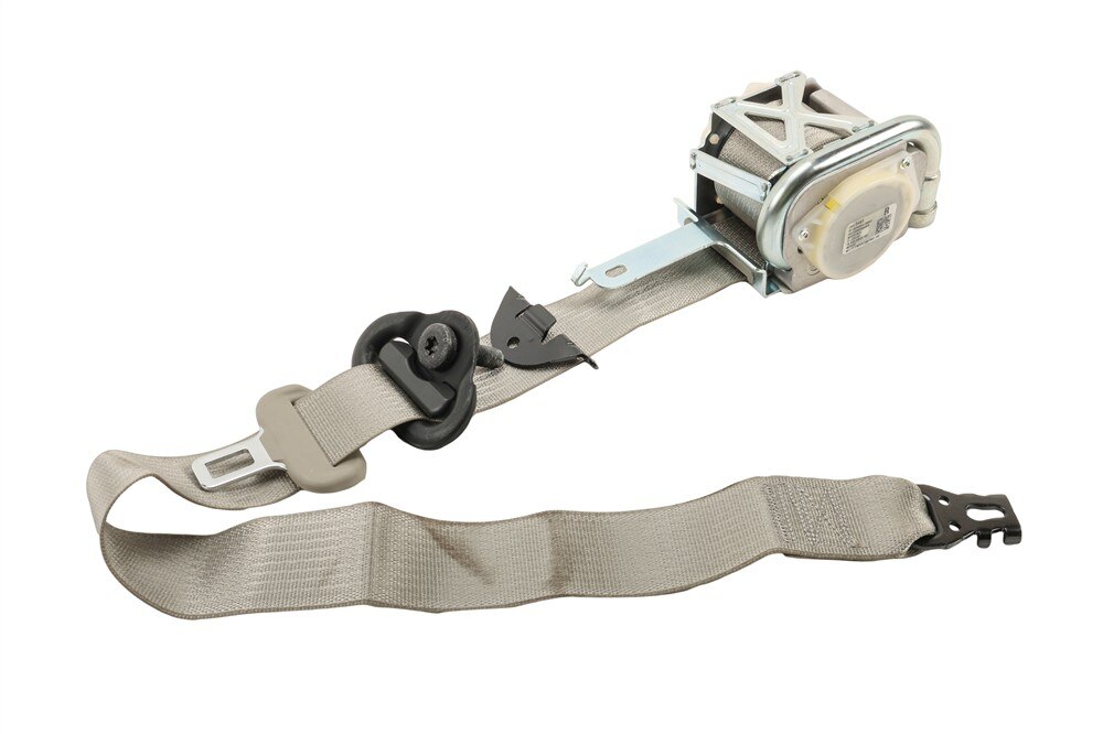 GM Genuine Parts Platinum Passenger Seat Belt with Retractor and Pre-Tensioner