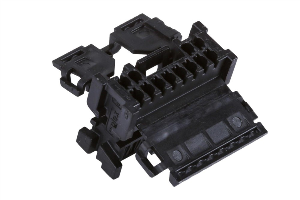 GM Genuine Parts Wiring Harness Connector