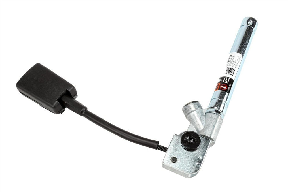 GM Genuine Parts Black Passenger Seat Belt with Retractor and Pre-Tensioner